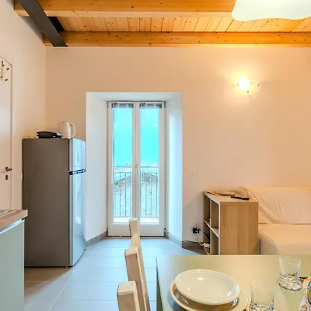 Riflessi By Interhome * Colico