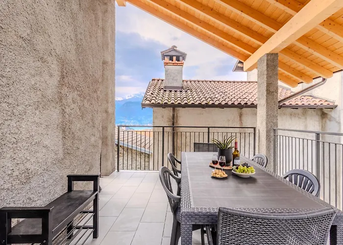 Riflessi By Interhome Colico